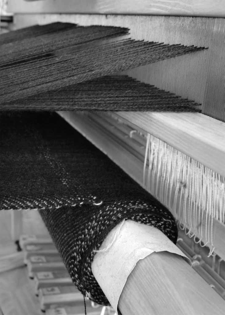 KALT "Hjaldur" scarf, hand weaving process.